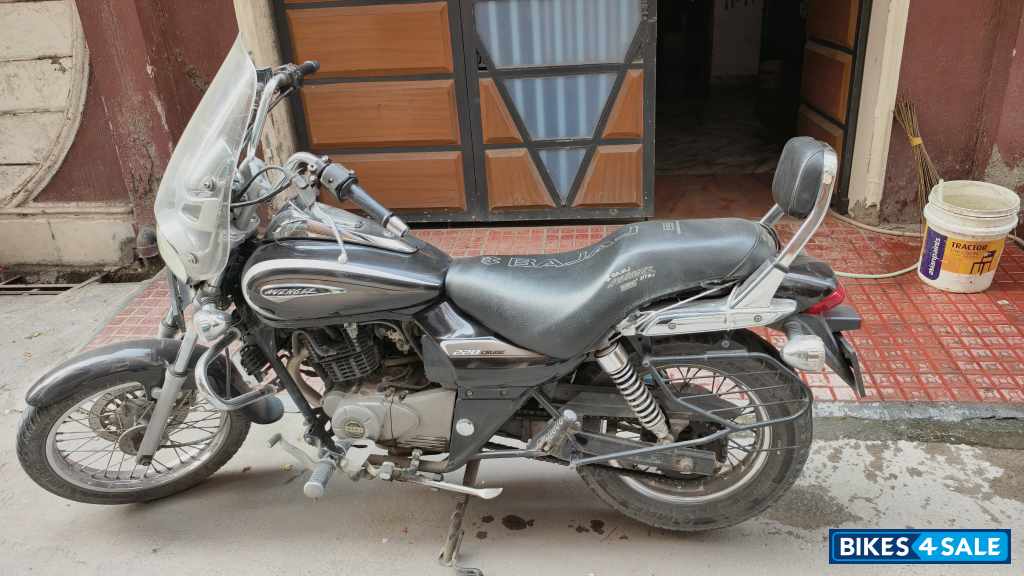 Bajaj Avenger Cruise 220