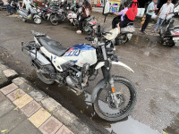 Blue White Hero Xpulse 200 4V