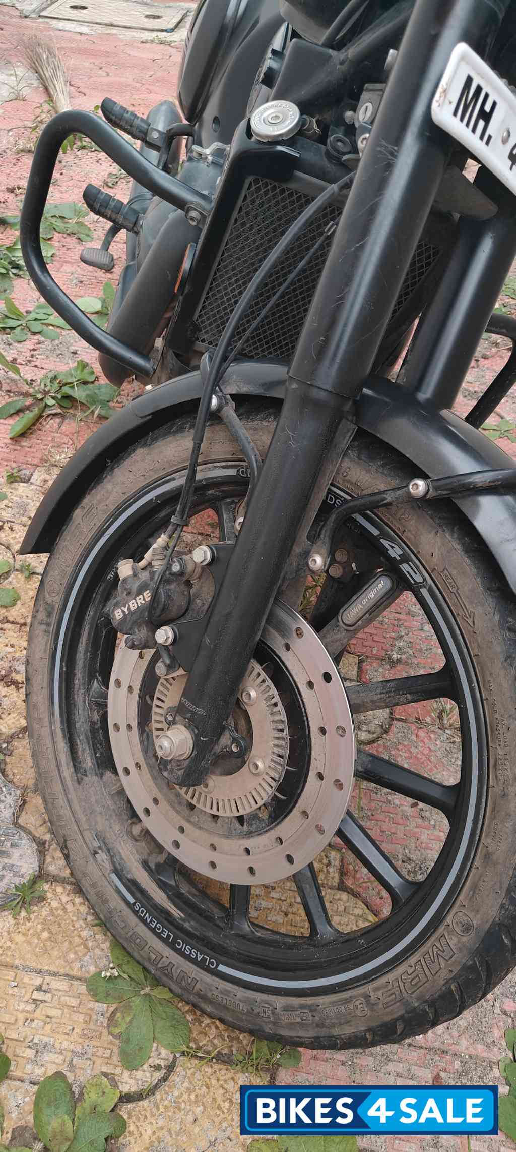 Jawa 42 Dual Channel ABS AllStar Black