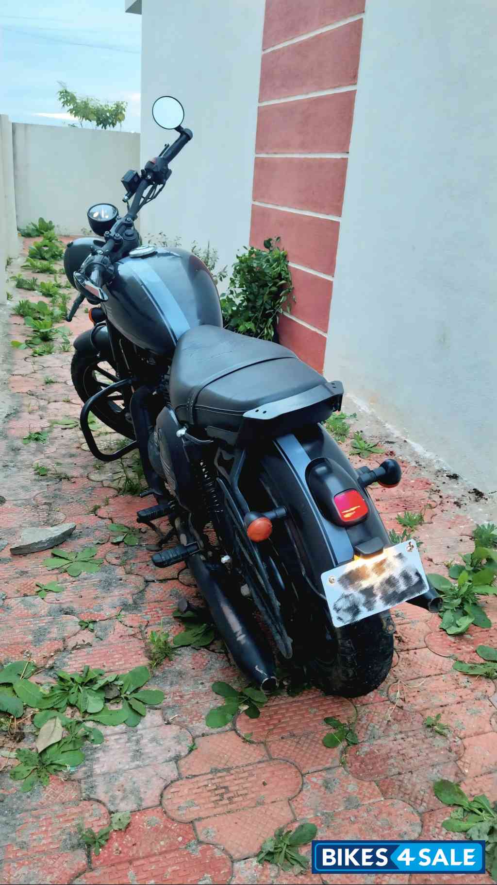 Jawa 42 Dual Channel ABS AllStar Black