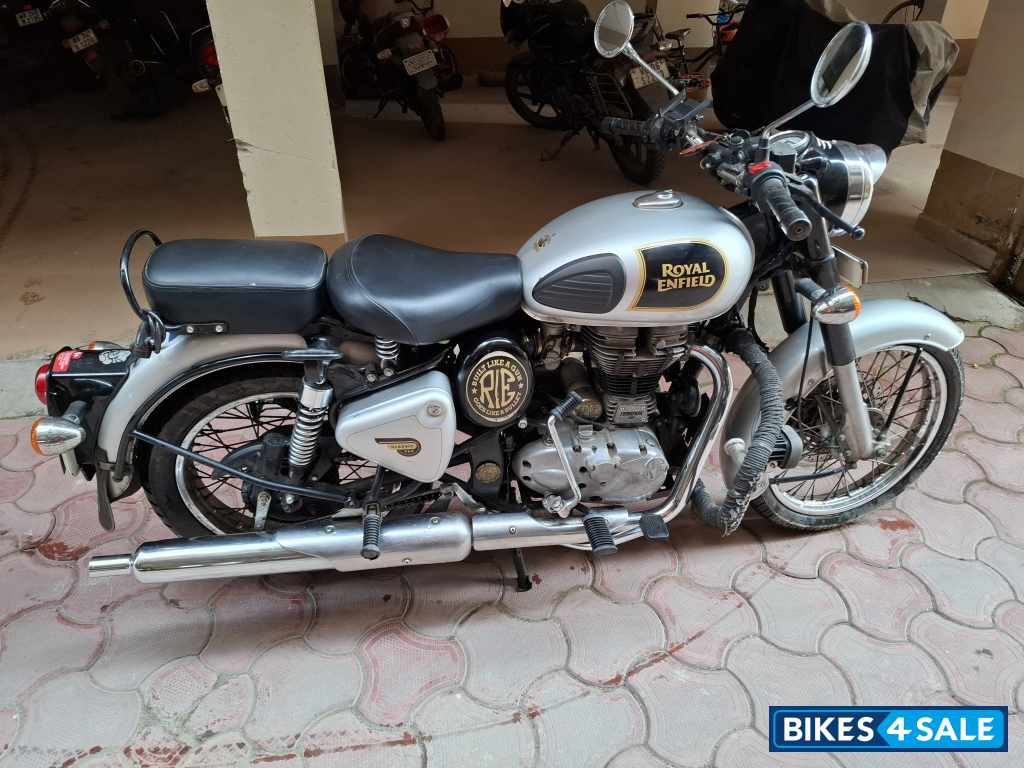Royal Enfield Classic 350