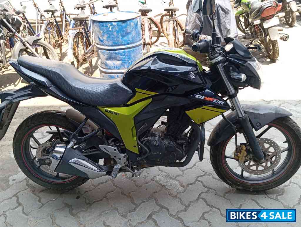 Suzuki Gixxer 150