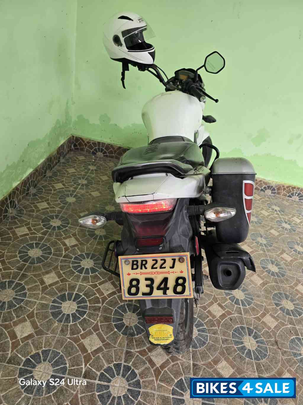 White Honda CB Trigger