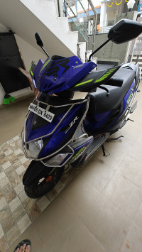 Blue Yamaha Cygnus Ray ZR Street Rally