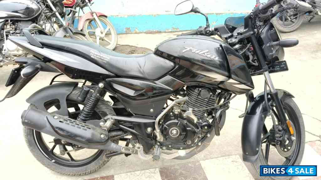 Bajaj Pulsar 125