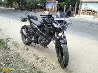 Black Hero Xtreme 125R