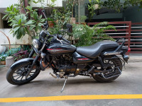 Black Bajaj Avenger Street 220 BS6