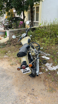 Desert Storm Royal Enfield Classic Desert Storm