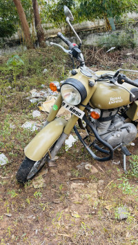 Desert Storm Royal Enfield Classic Desert Storm