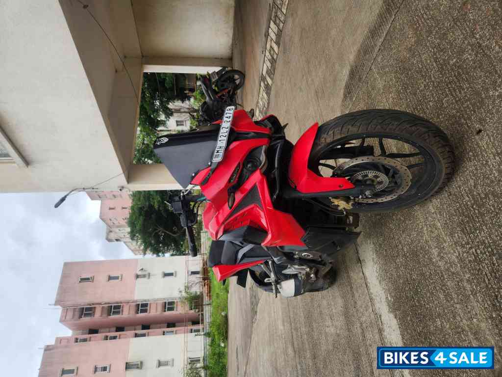 Red Bajaj Pulsar RS 200 ABS