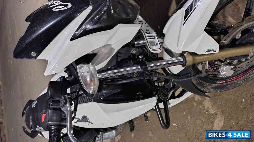TVS Apache RTR 180