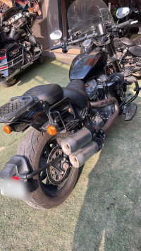 Vivid Black Harley Davidson Fat Bob