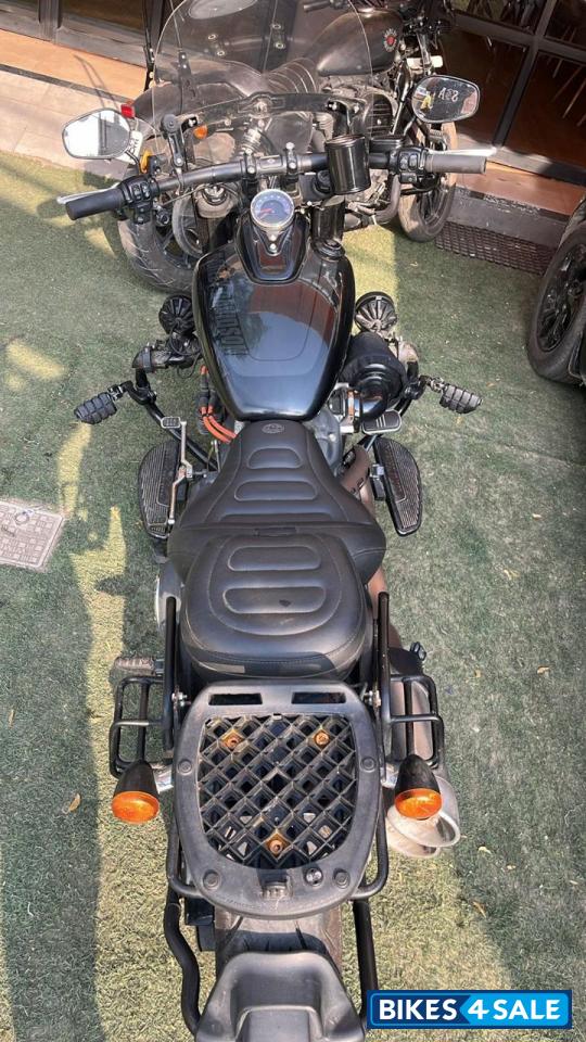 Vivid Black Harley Davidson Fat Bob