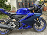 Yamaha R15 V4