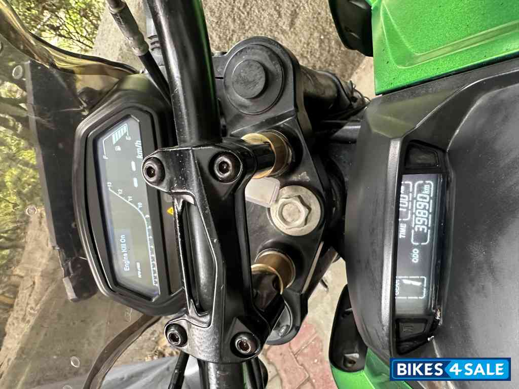 Bajaj Dominar 400 ABS BS6