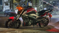 Red Bajaj Dominar 250 2022
