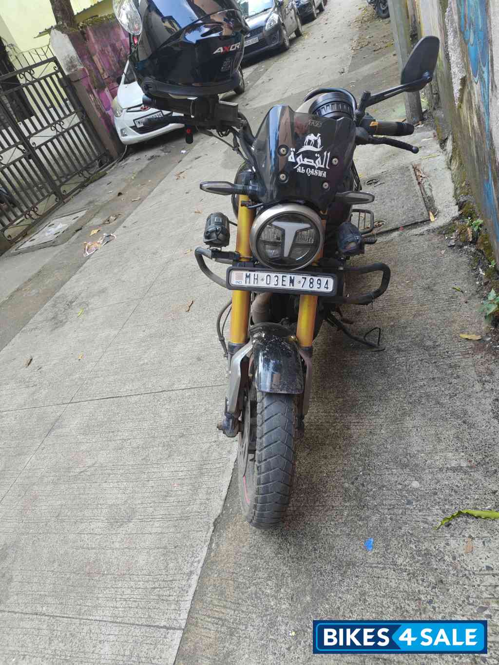 Lightning Black TVS Ronin SS