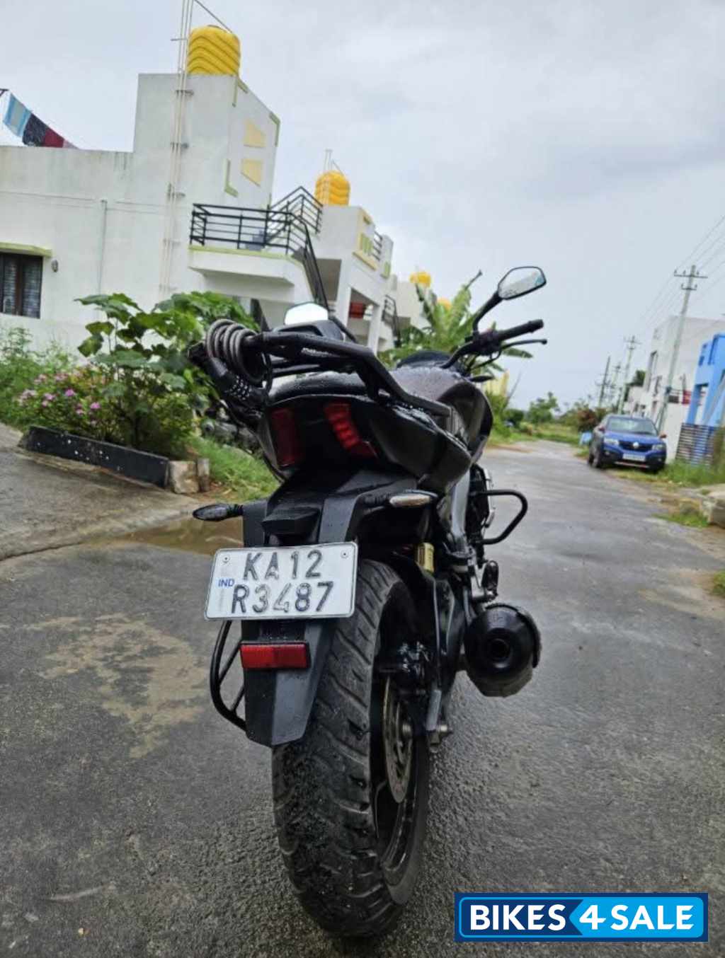 Bajaj Dominar 400