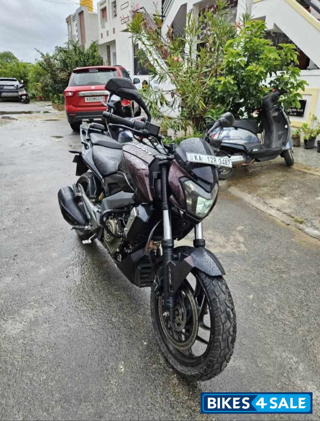 Bajaj Dominar 400