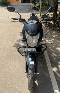 Black Honda CB Unicorn 160