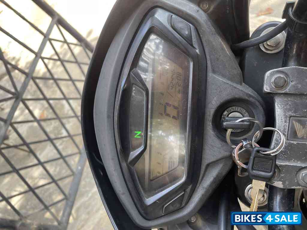 Black Honda CB Unicorn 160