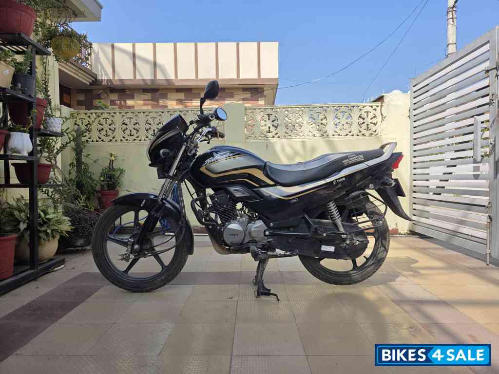 Hero Super Splendor BS6