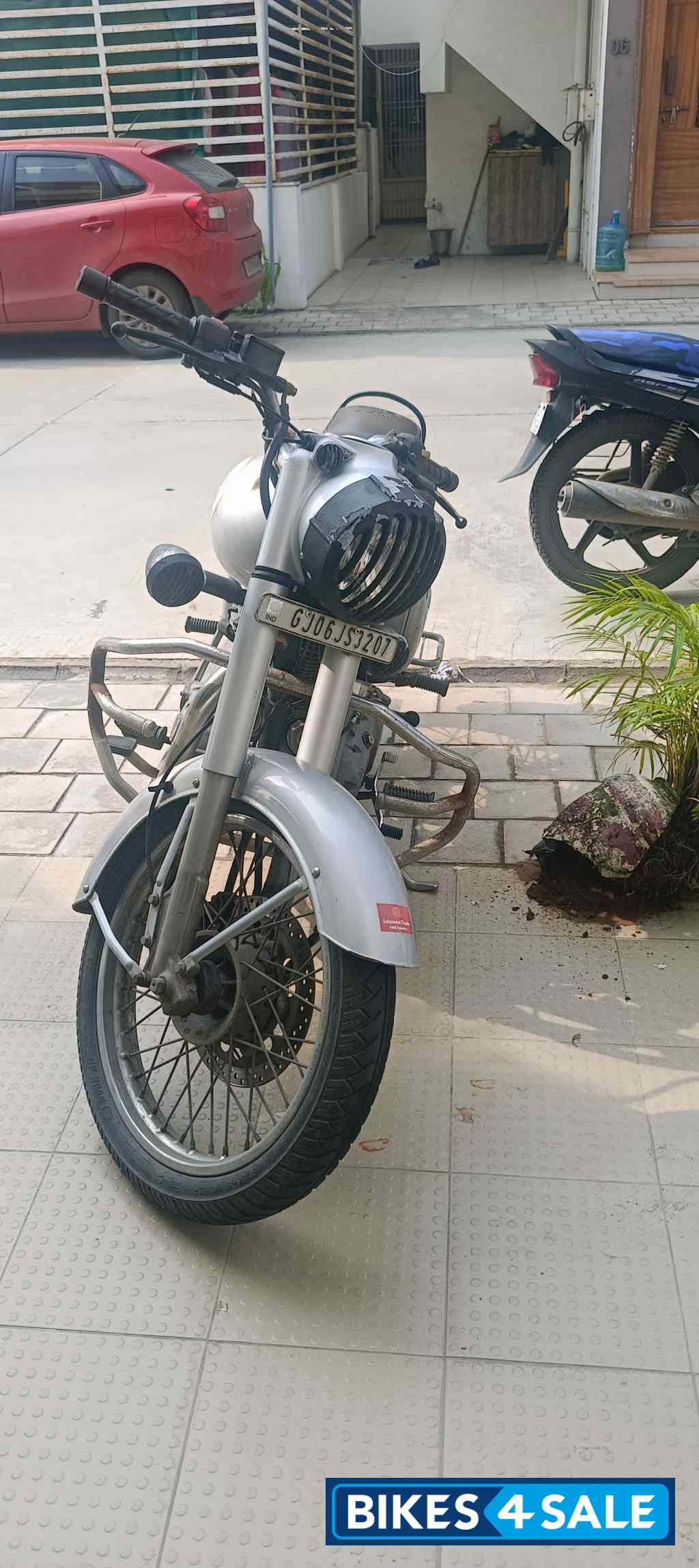 Royal Enfield Classic 350 Royal Enfield Classic 350