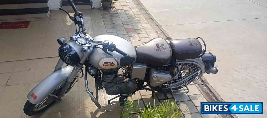 Royal Enfield Classic 350 Royal Enfield Classic 350