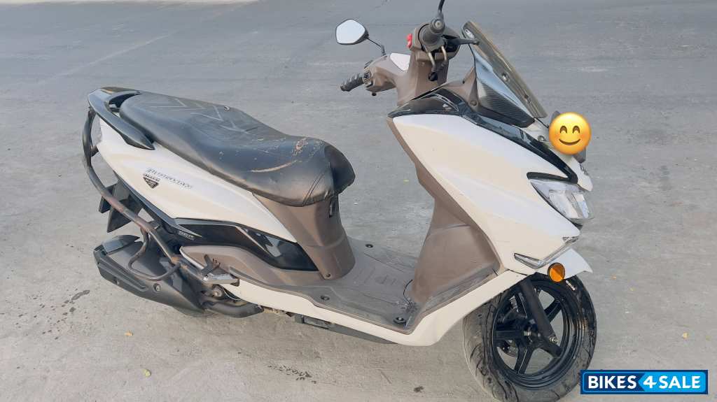 Suzuki Burgman Street Ride Connect Edition Suzuki Burgman Street Ride Connect Edition