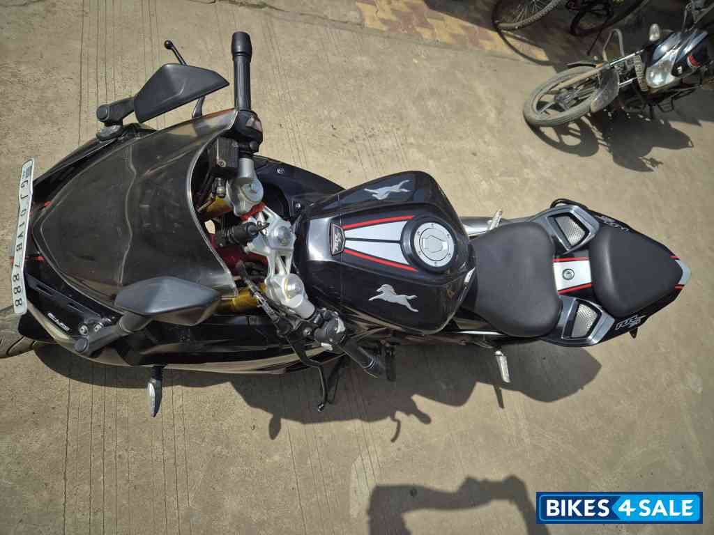 Black TVS Apache RR 310 2020 Black TVS Apache RR 310 2020