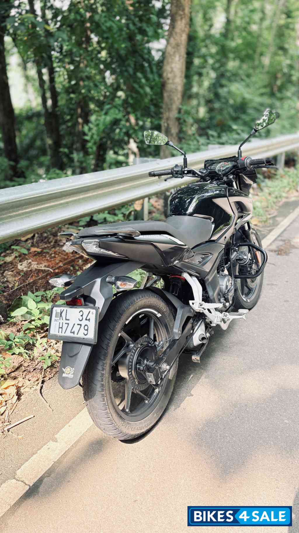 Bajaj Pulsar P150