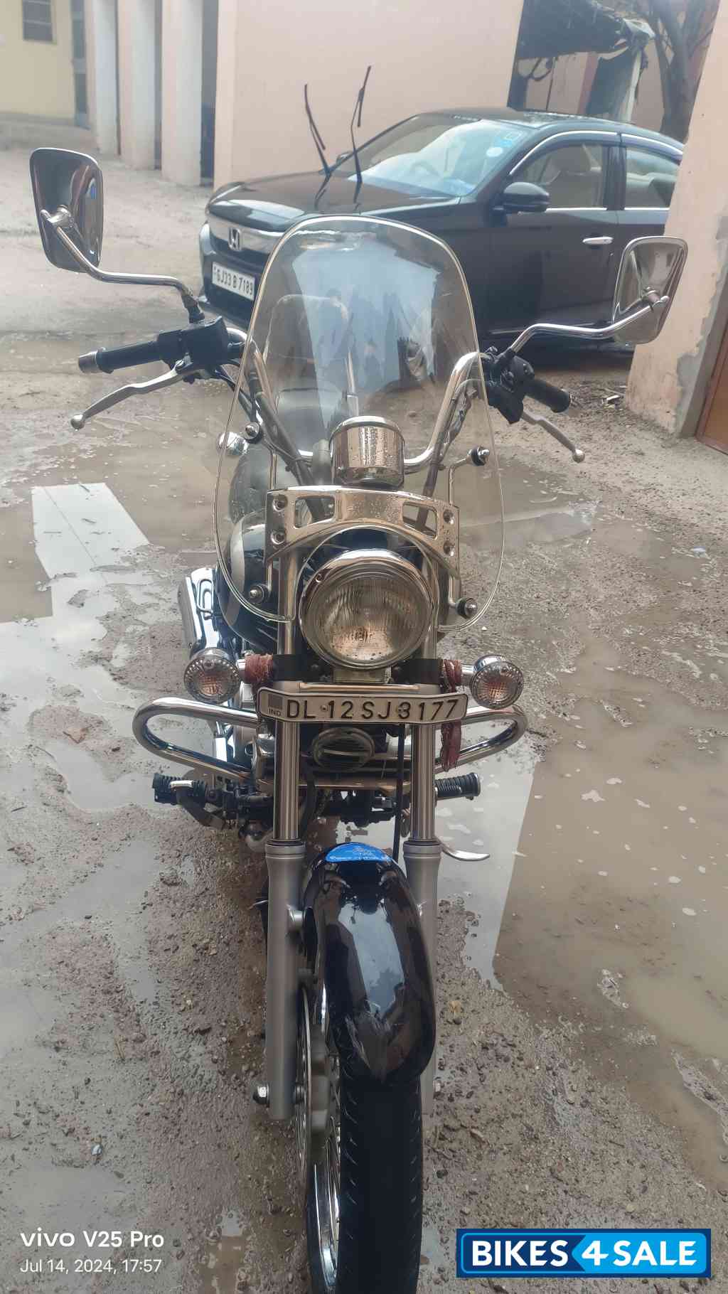 Bajaj Avenger Cruise 220