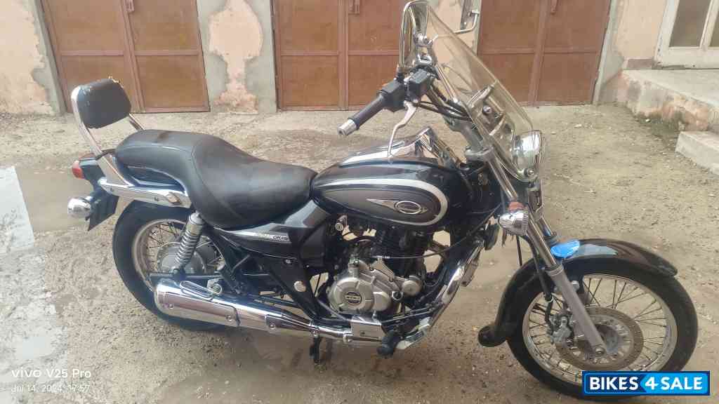 Bajaj Avenger Cruise 220