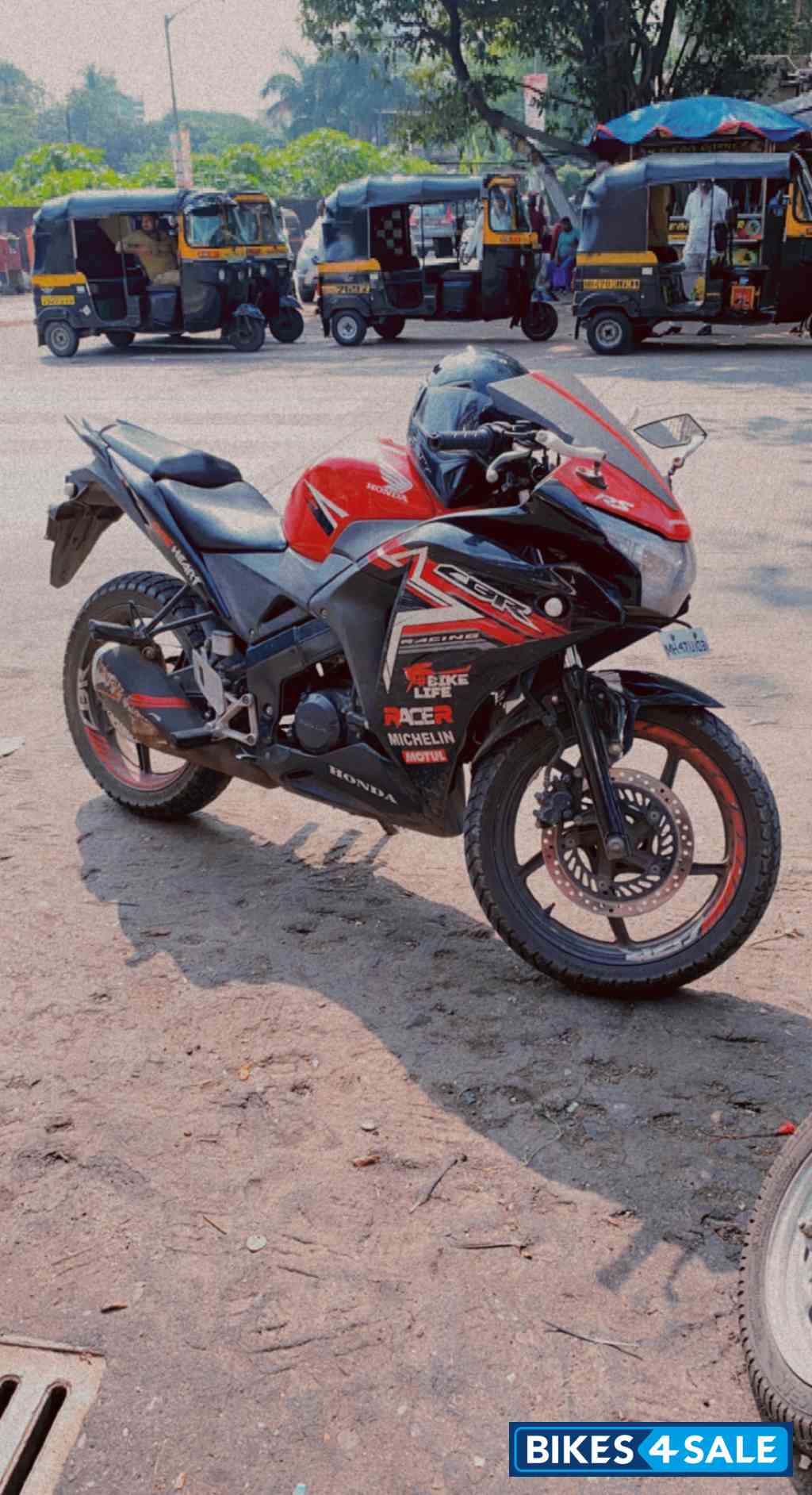 Honda CBR 150R Honda CBR 150R
