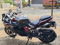 Black TVS Apache RR 310 BTO