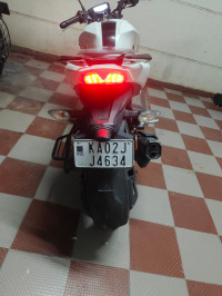 White TVS Apache RTR 200 4V