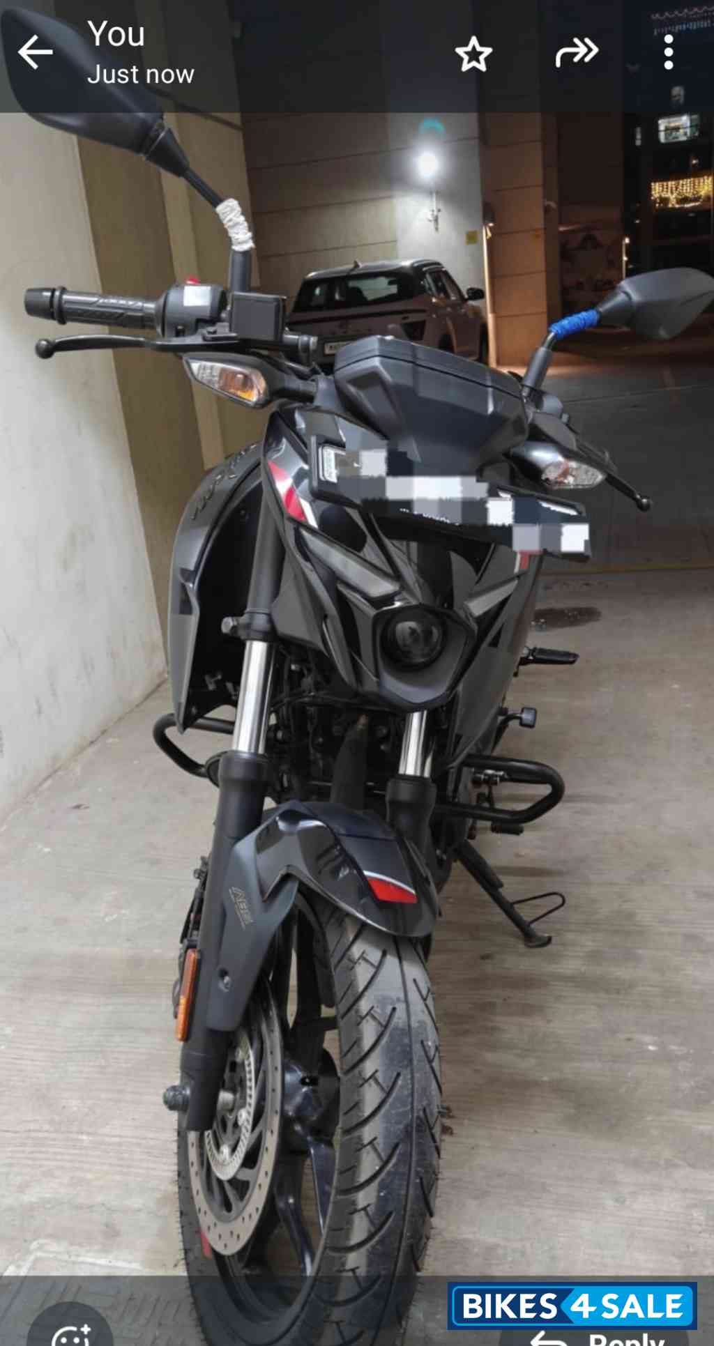 Brooklyn Black Bajaj Pulsar N160 Dual Channel ABS