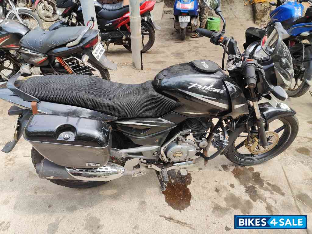 Black Bajaj Pulsar 150 DTSi