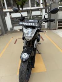 Black Suzuki Gixxer 150