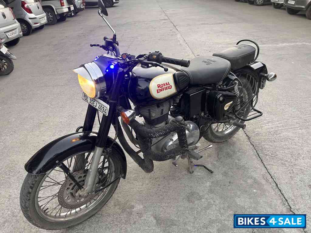 Black Royal Enfield Classic 350 Dual Channel ABS BS IV