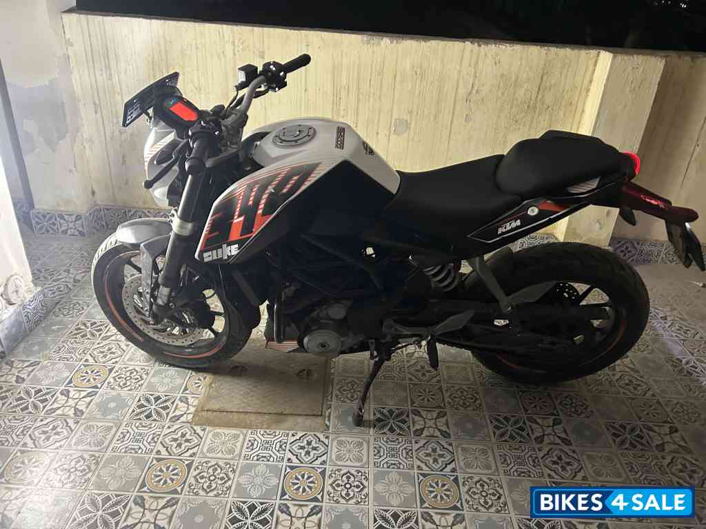 KTM Duke 390