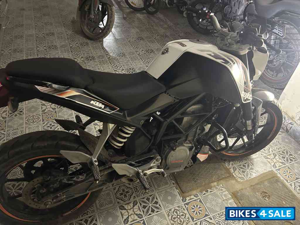 KTM Duke 390