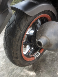 White Aprilia SR 150