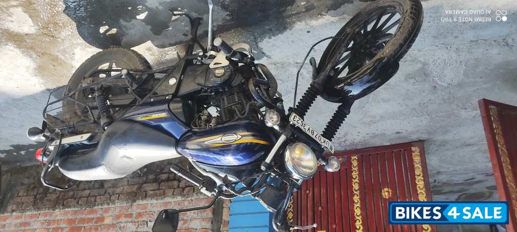 Bajaj Avenger Street 150