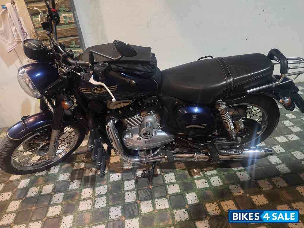 Nebla Blue Jawa 42 Bobber Dual Channel ABS