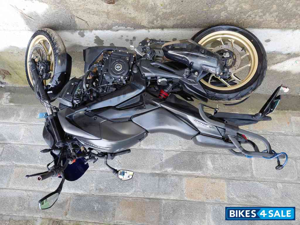 Bajaj Dominar 400 Disc