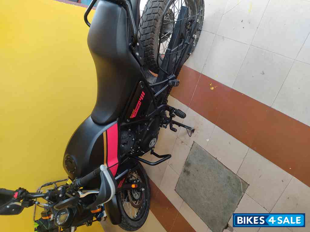 Blazing Black Royal Enfield Scram 411