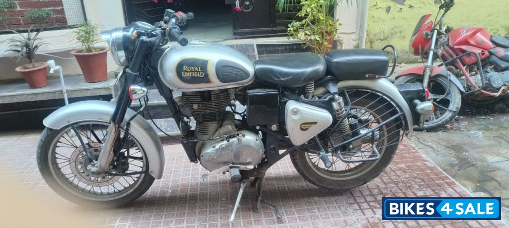 Royal Enfield Classic 350
