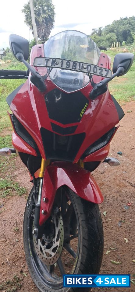 Yamaha R15 V4