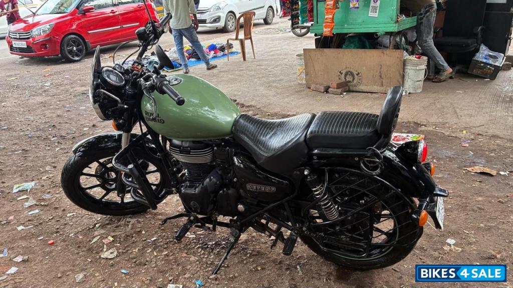 Royal Enfield Meteor 350 Fireball